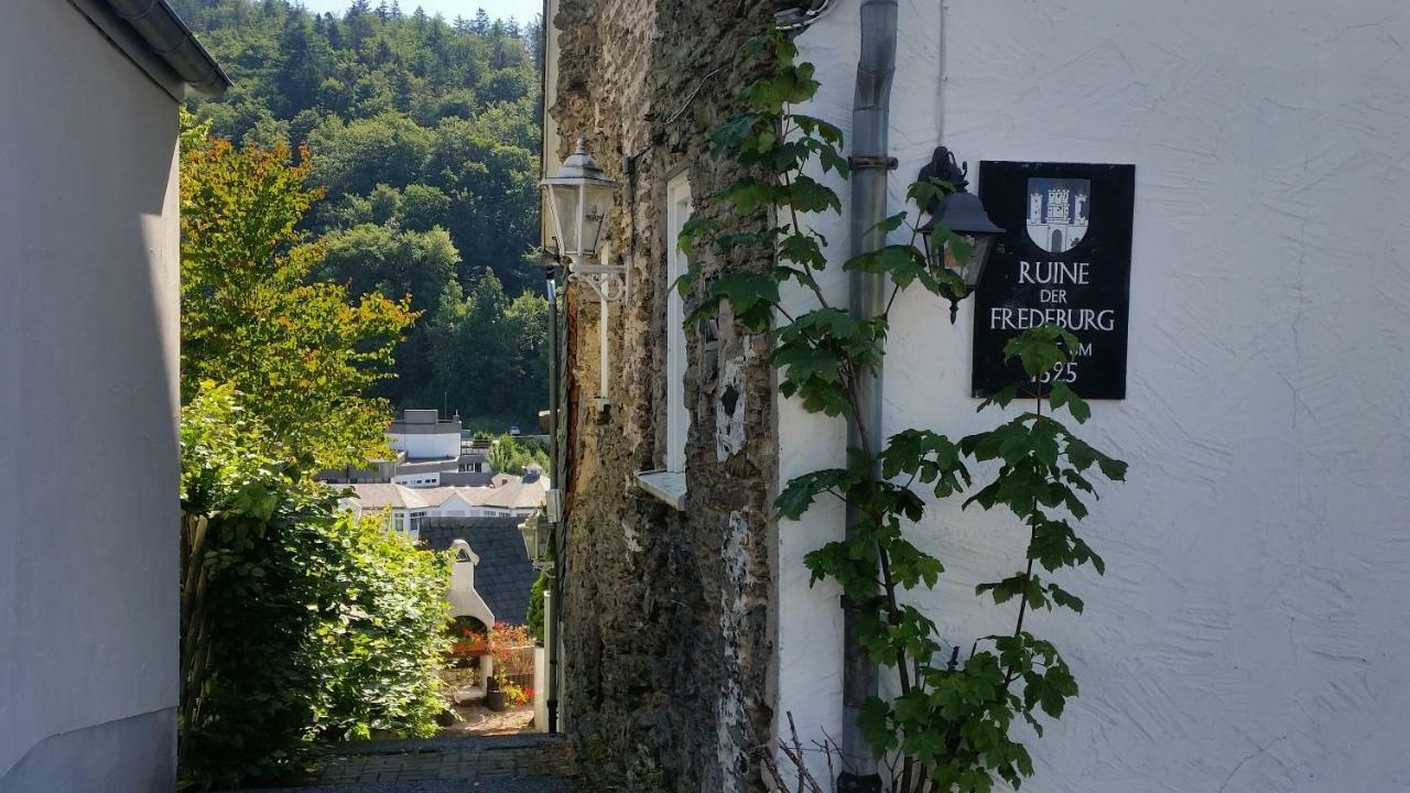 Zur Fredeburg Hotell Schmallenberg Exteriör bild