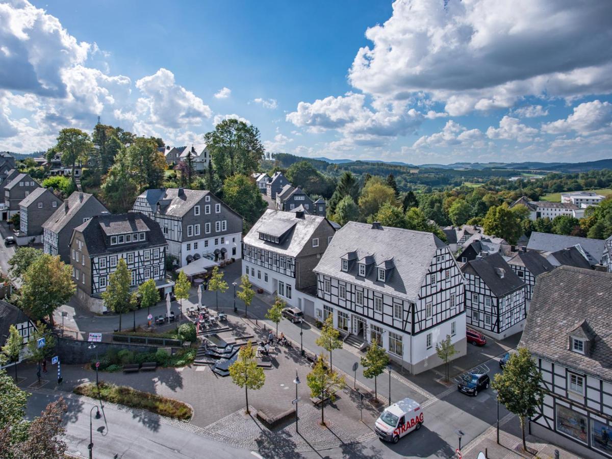 Zur Fredeburg Hotell Schmallenberg Exteriör bild